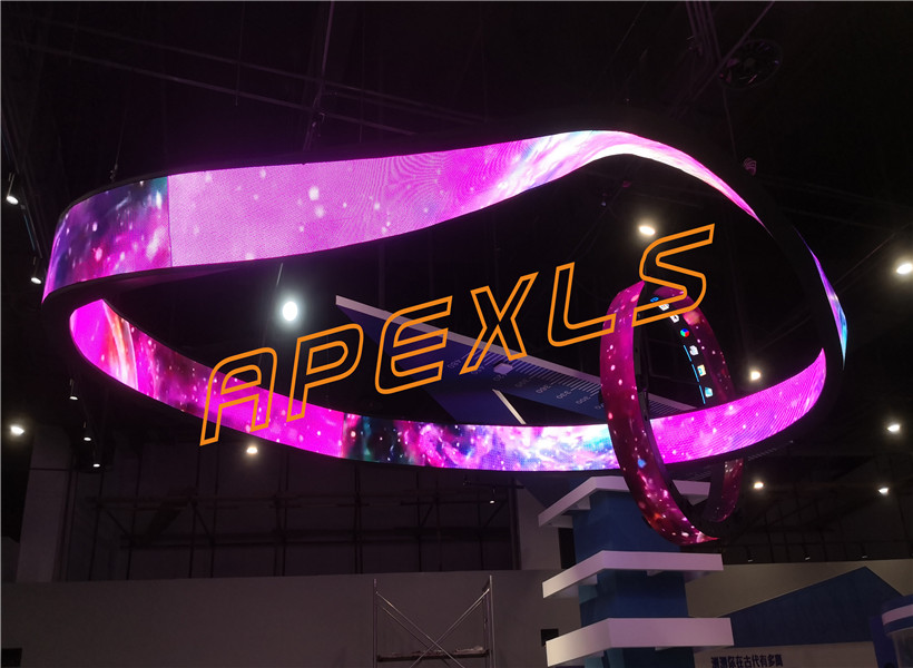 Creative LED Möbius Display Design